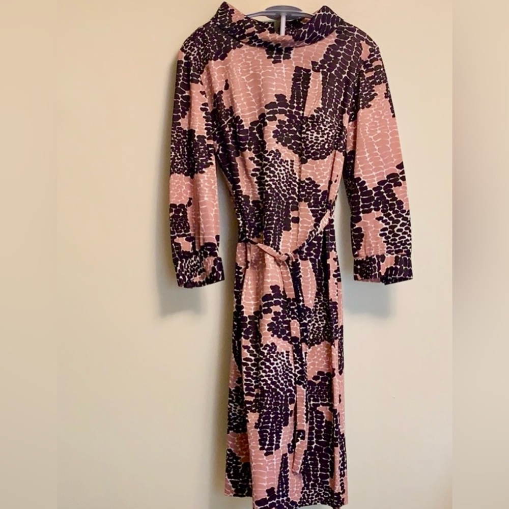 Vintage black, tan, white patterned dress